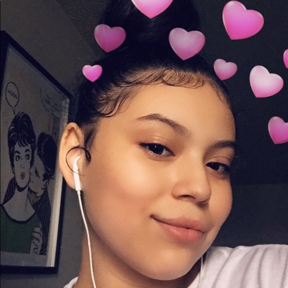 Meet your Posher, Jocelyn - Picture 1 of 1